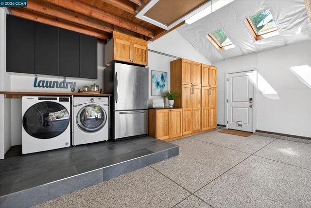 5 El Corte, Orinda, CA 94563