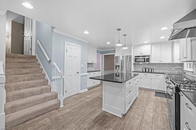 912 Upper Hastings WAY, Virginia Beach, VA 23452