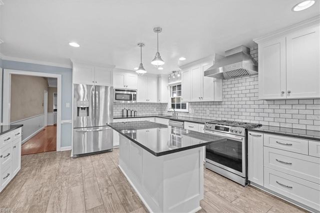 912 Upper Hastings WAY, Virginia Beach, VA 23452