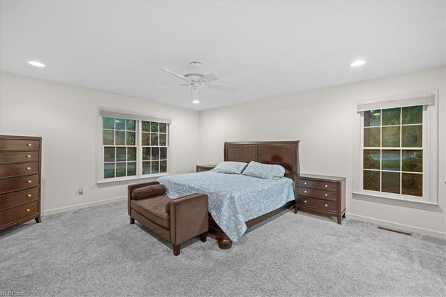 912 Upper Hastings WAY, Virginia Beach, VA 23452