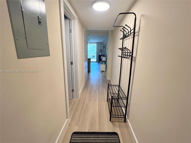 3660 NE 166th St 104, North Miami Beach, FL 33160