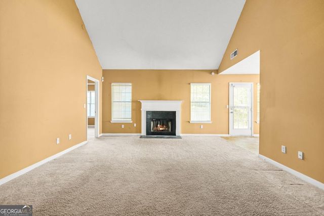 1406 Isleworth Circle, Atlanta, GA 30349