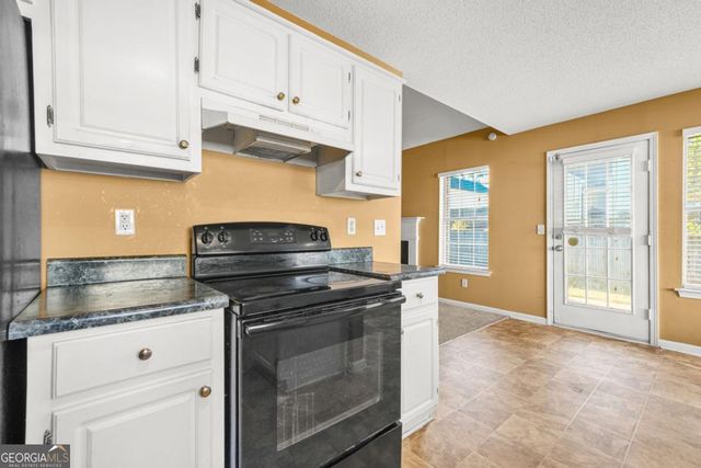 1406 Isleworth Circle, Atlanta, GA 30349