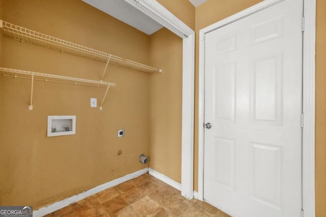 1406 Isleworth Circle, Atlanta, GA 30349