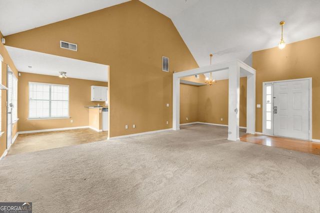 1406 Isleworth Circle, Atlanta, GA 30349
