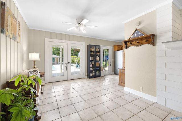 2331 Buck Island Drive, Guntersville, AL 35976