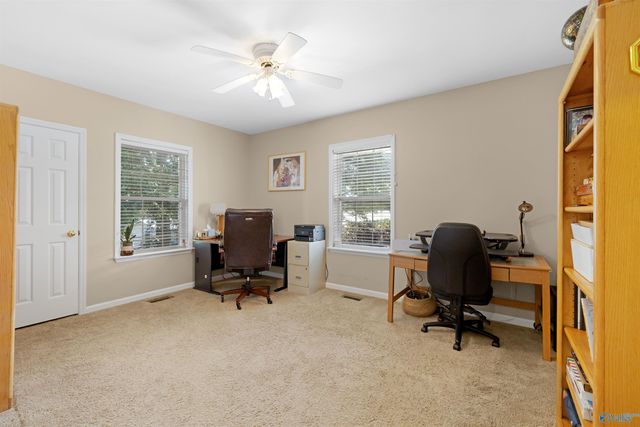 2331 Buck Island Drive, Guntersville, AL 35976