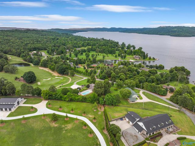 2331 Buck Island Drive, Guntersville, AL 35976