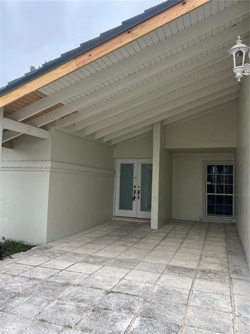 2235 SW 131st Ct, Miami, FL 33175