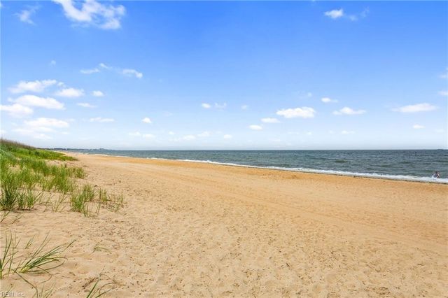 3127 E Ocean View AVE, Norfolk, VA 23518