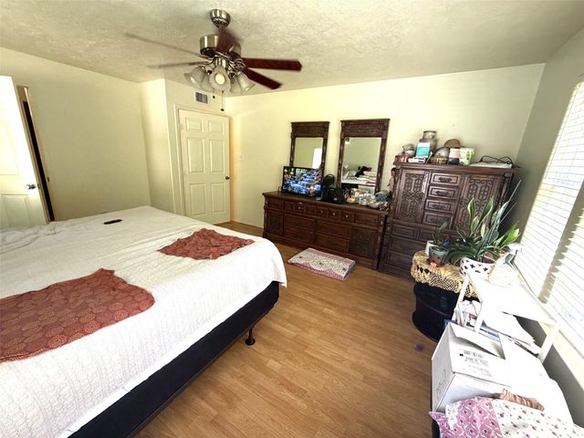 3080 Lee Turner Road, Cleveland, TX 77328