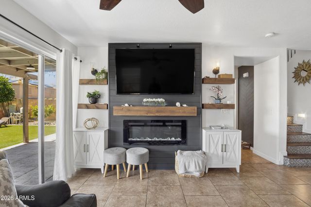 11607 W BROWN Street, Youngtown, AZ 85363