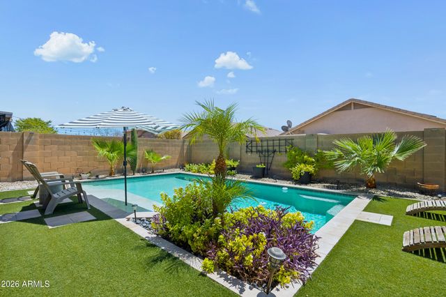 11607 W BROWN Street, Youngtown, AZ 85363