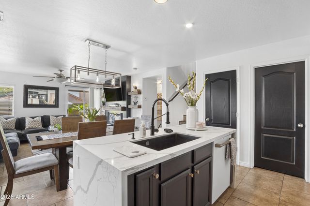 11607 W BROWN Street, Youngtown, AZ 85363