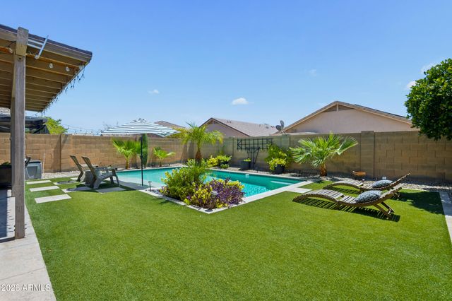 11607 W BROWN Street, Youngtown, AZ 85363
