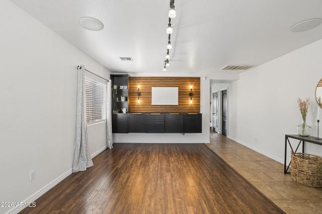 11607 W BROWN Street, Youngtown, AZ 85363