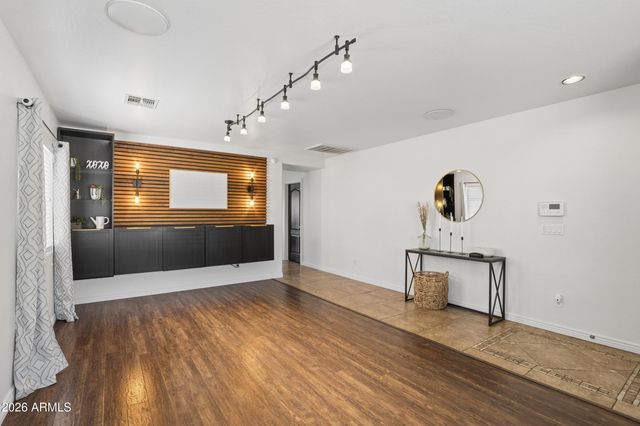 11607 W BROWN Street, Youngtown, AZ 85363