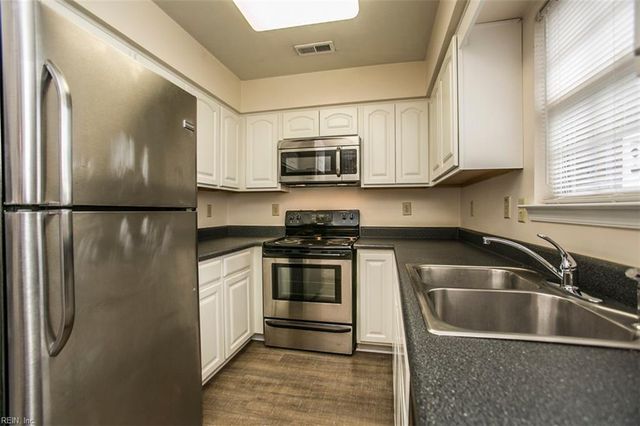 3702 White Chapel ARCH, Chesapeake, VA 23321