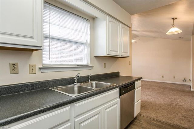 3702 White Chapel ARCH, Chesapeake, VA 23321