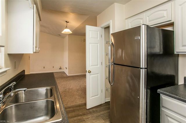 3702 White Chapel ARCH, Chesapeake, VA 23321