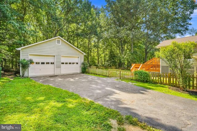 13111 CHAPEL HILLS DR, Fredericksburg, VA 22407