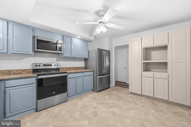13111 CHAPEL HILLS DR, Fredericksburg, VA 22407