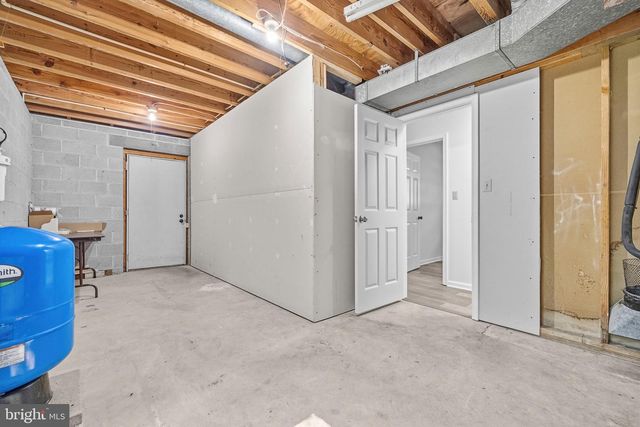 13111 CHAPEL HILLS DR, Fredericksburg, VA 22407