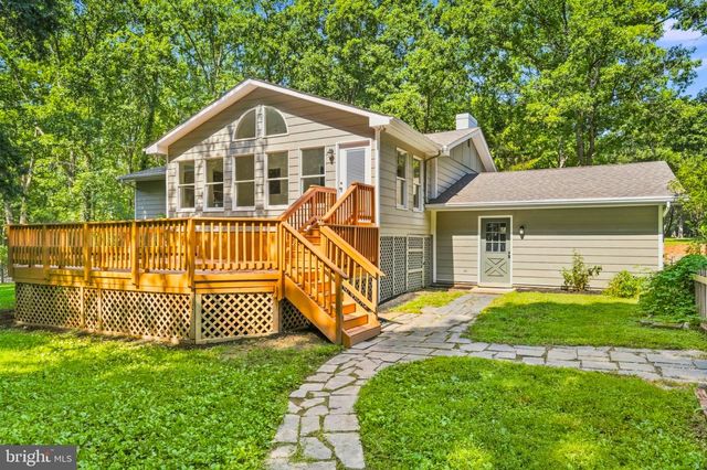 13111 CHAPEL HILLS DR, Fredericksburg, VA 22407
