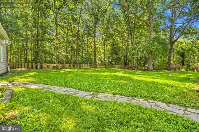13111 CHAPEL HILLS DR, Fredericksburg, VA 22407