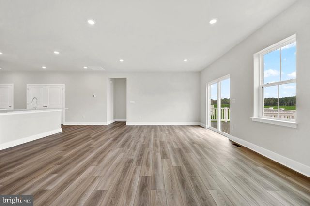 1232 MORRIS ST, Ellendale, DE 19941