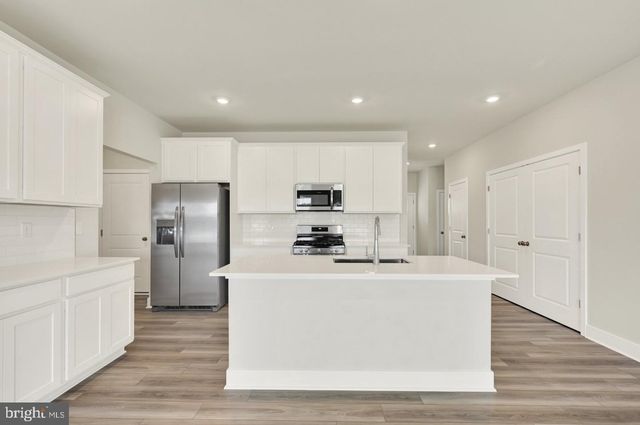 1232 MORRIS ST, Ellendale, DE 19941