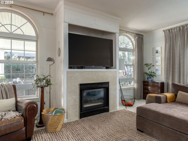 6029 Nw EL REY Dr, Camas, WA 98607