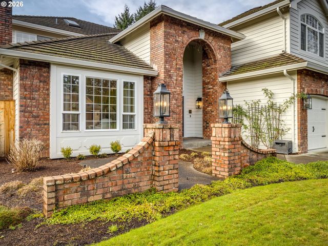 6029 Nw EL REY Dr, Camas, WA 98607