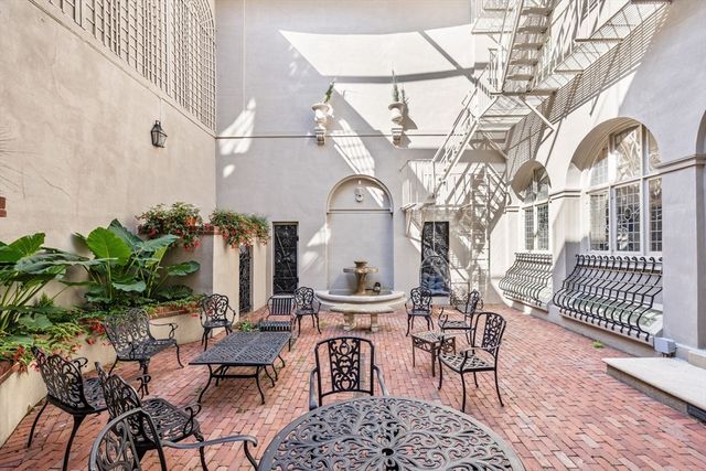 142 Chestnut Street 4-5, Boston, MA 02108