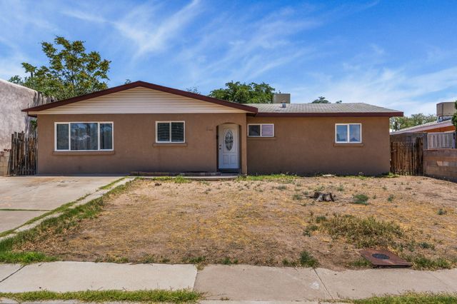 1704 Cornell Drive SE, Albuquerque, NM 87106