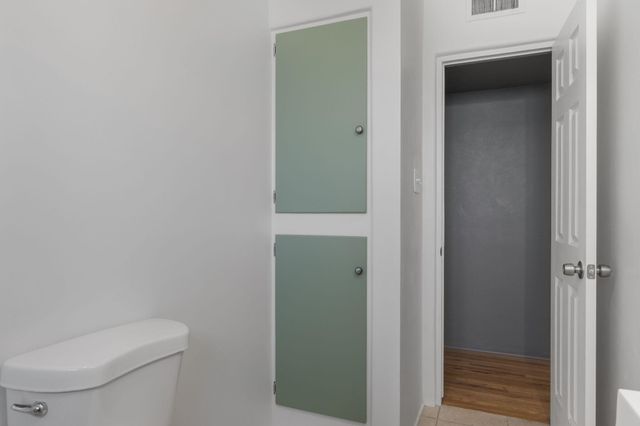 1704 Cornell Drive SE, Albuquerque, NM 87106