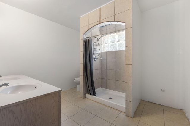 1704 Cornell Drive SE, Albuquerque, NM 87106