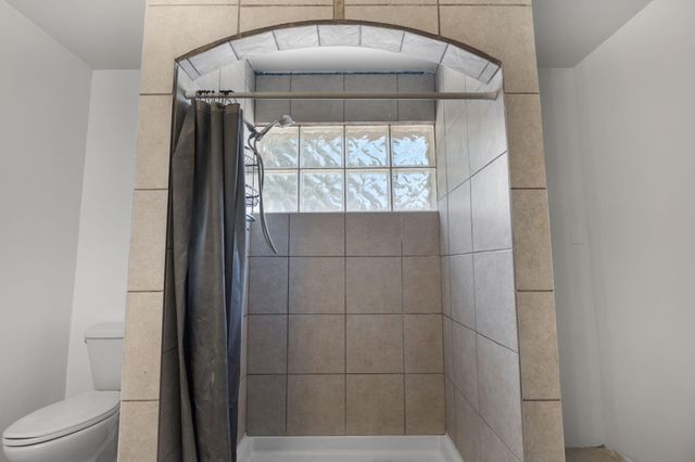 1704 Cornell Drive SE, Albuquerque, NM 87106
