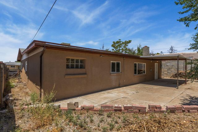 1704 Cornell Drive SE, Albuquerque, NM 87106