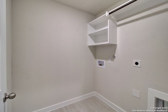 2623 Echinacea Path, Converse, TX 78109