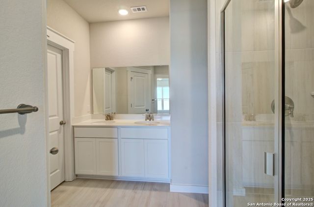 2623 Echinacea Path, Converse, TX 78109