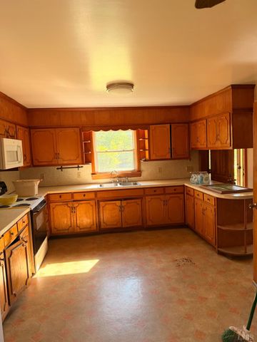 144 Church Lane, Evington, VA 24550