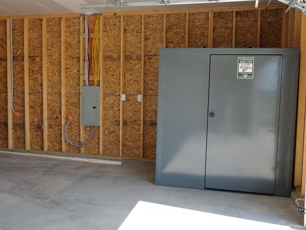 1032 Spring Creek Rd