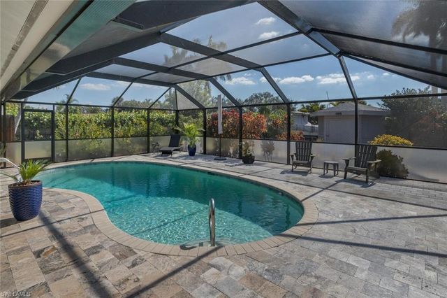 1026 S Town And River DR, Fort Myers, FL 33919