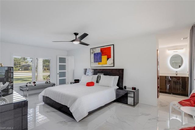 1026 S Town And River DR, Fort Myers, FL 33919