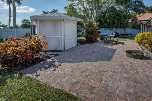1026 S Town And River DR, Fort Myers, FL 33919