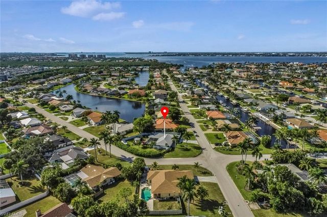 1026 S Town And River DR, Fort Myers, FL 33919