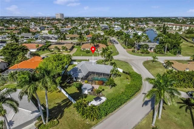 1026 S Town And River DR, Fort Myers, FL 33919