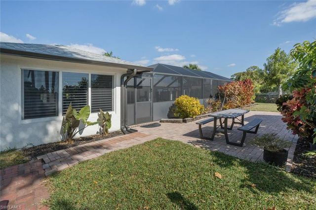 1026 S Town And River DR, Fort Myers, FL 33919