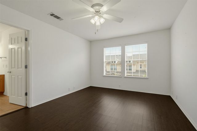 2207 Biscayne Park Lane, Grand Prairie, TX 75050